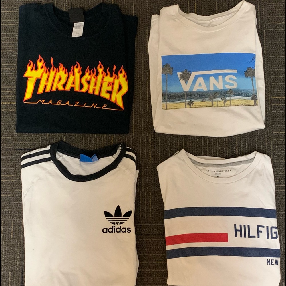 Lot of 4 Men Shirts Size (Medium)
